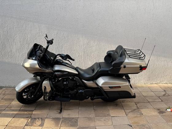 HARLEY-DAVIDSON ROAD GLIDE ULTRA 